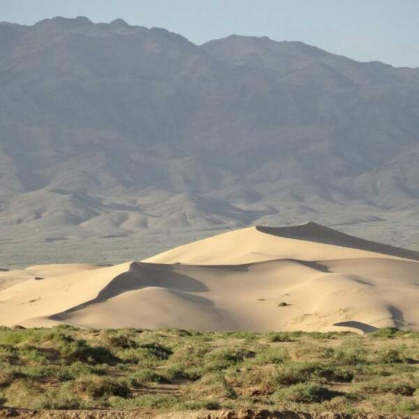 Motorradreisen Mongolei Wüste Flusstäler Schluchten
